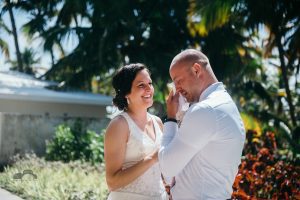 Should you do first look wedding