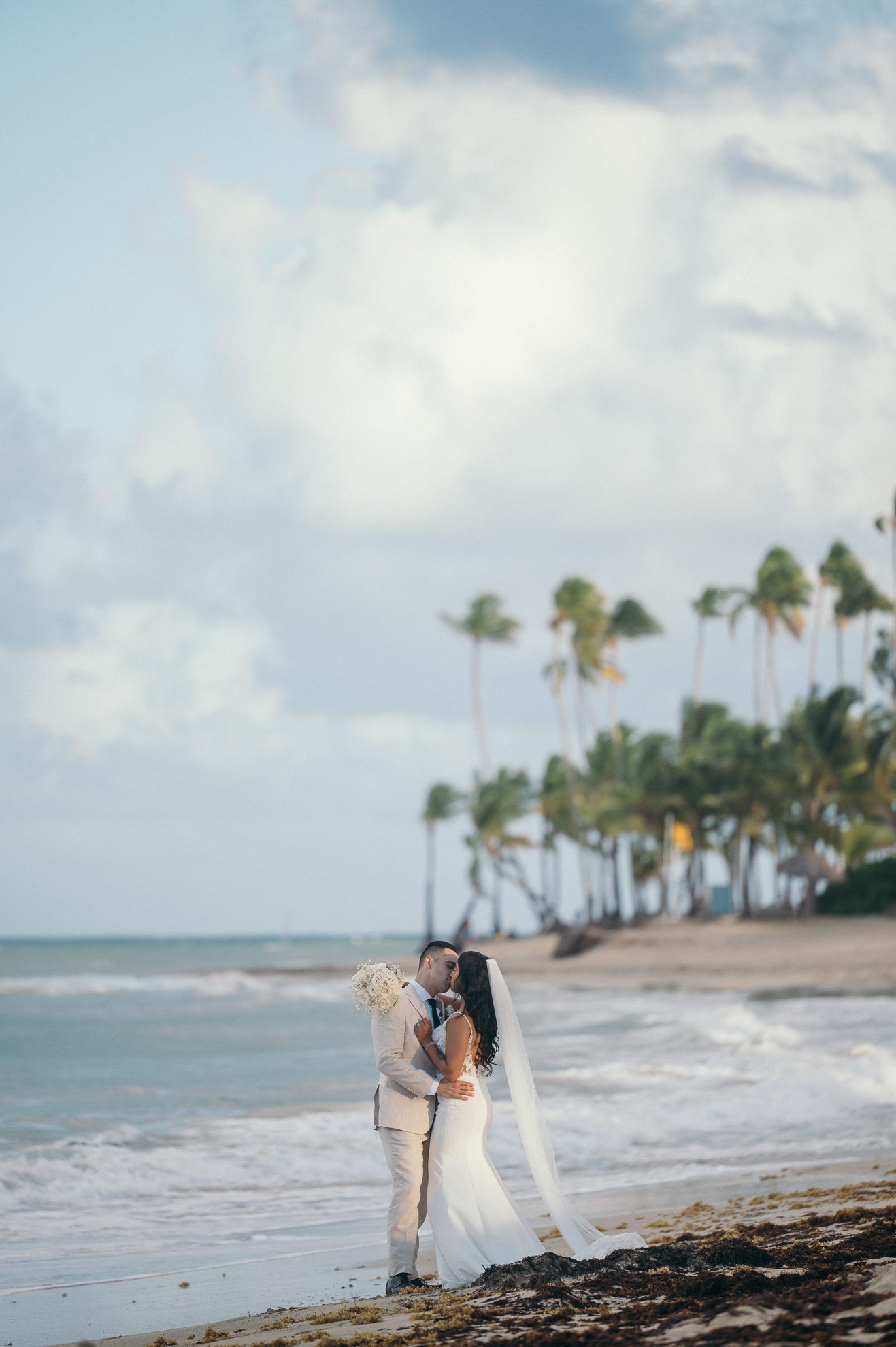 Punta_Cana_Destination_Wedding_Photographer_GGGPHOTO – 386 – GG2_9364