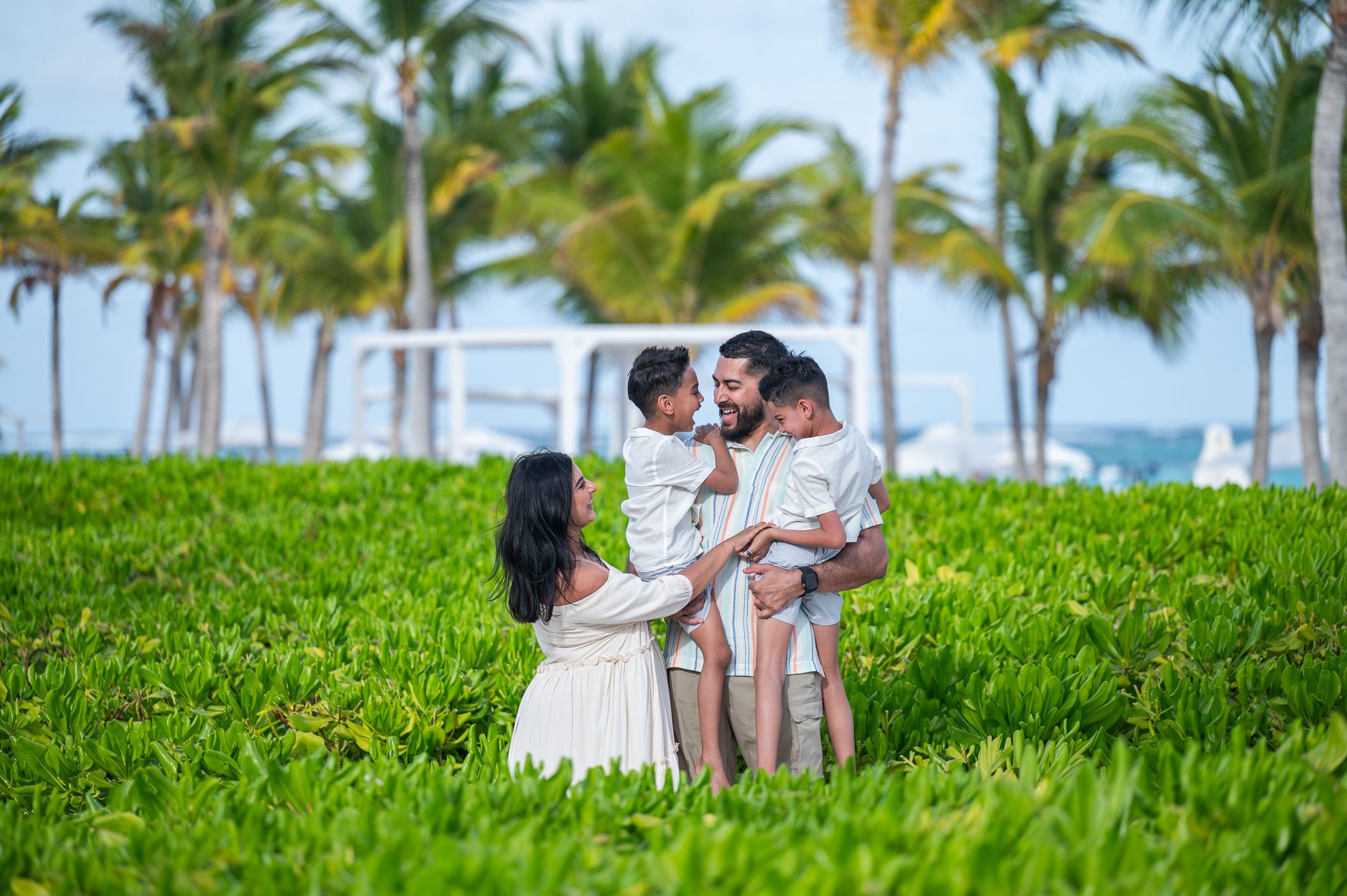 Punta_Cana_Destination_Wedding_Photographer_GGGPHOTO – 050 – GG2_5219