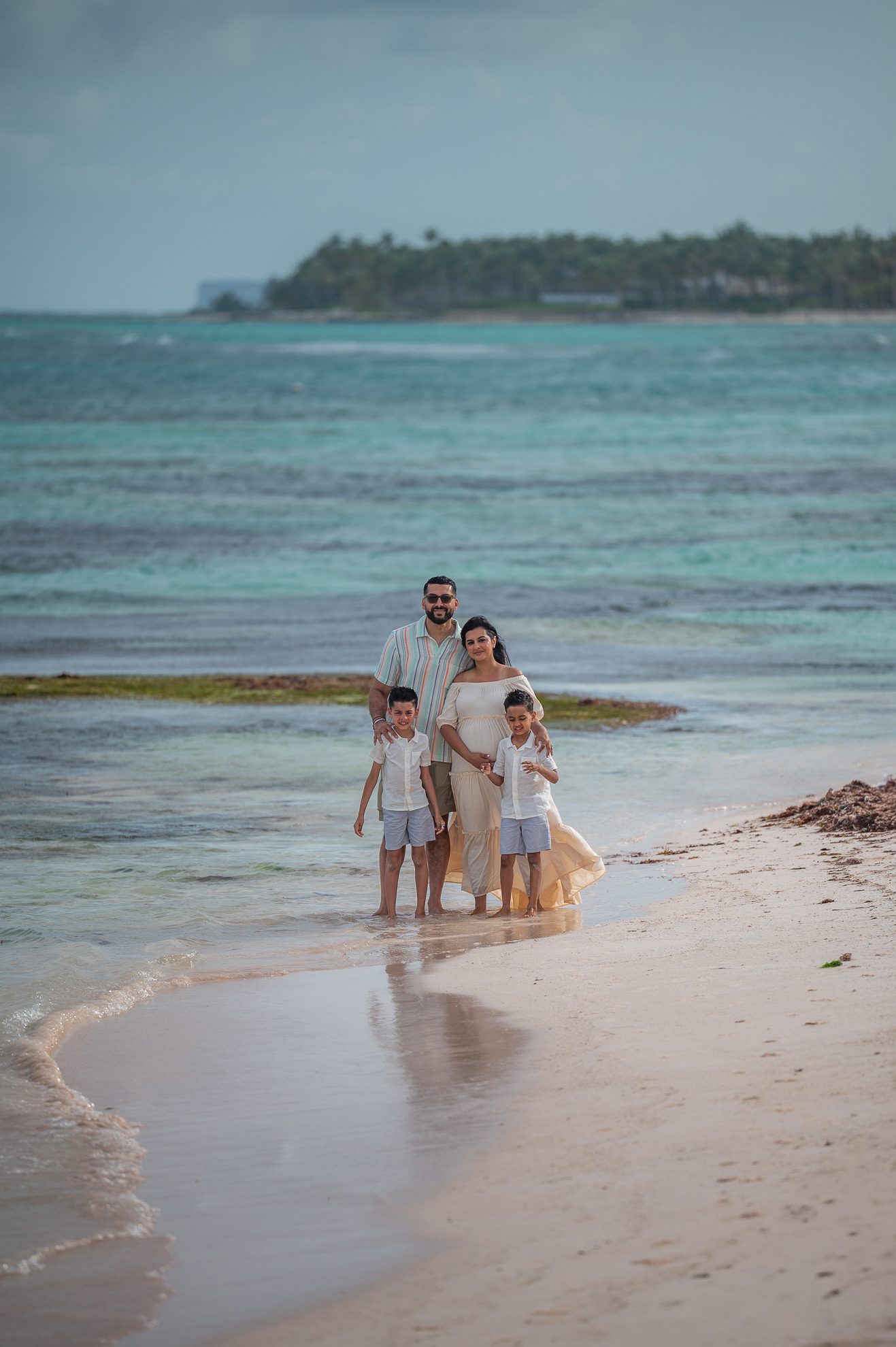 Punta_Cana_Destination_Wedding_Photographer_GGGPHOTO – 061 – GG2_5276