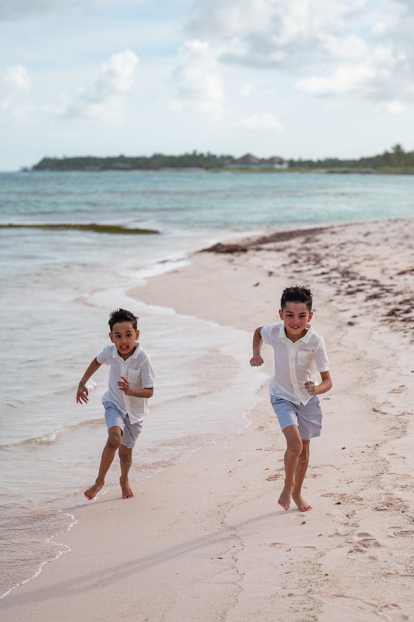 Punta_Cana_Destination_Wedding_Photographer_GGGPHOTO – 064 – GG2_5301